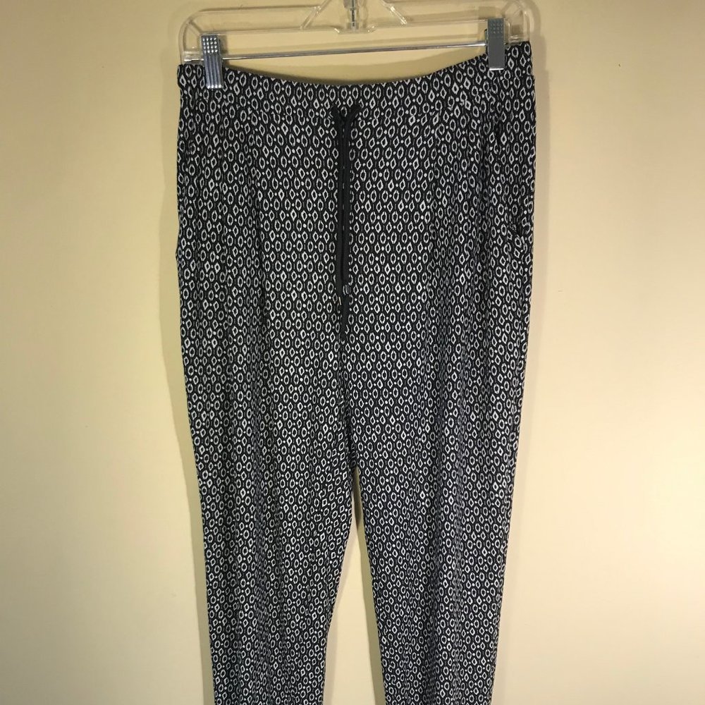 Mango High Rise Black & White Patterned Joggers